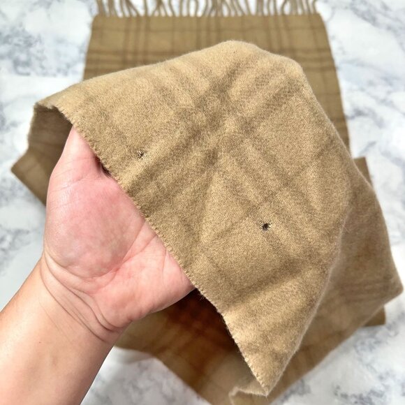 Burberry London Vintage Cashmere Tan Plaid Scarf - Picture 7 of 9
